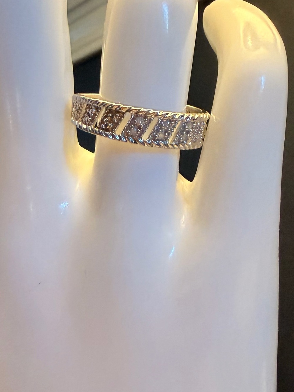 14K White Gold Over Sterling Silver Diamond Ring 0.060 CTW Sz 9 Vintage Style - Picture 11 of 12